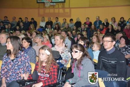 Otvoritev dvižne ploščadi v OŠ Stročja vas 2